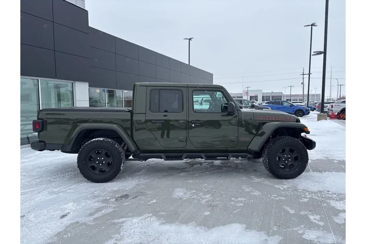 $36995 : 2023 Gladiator Mojave image 4