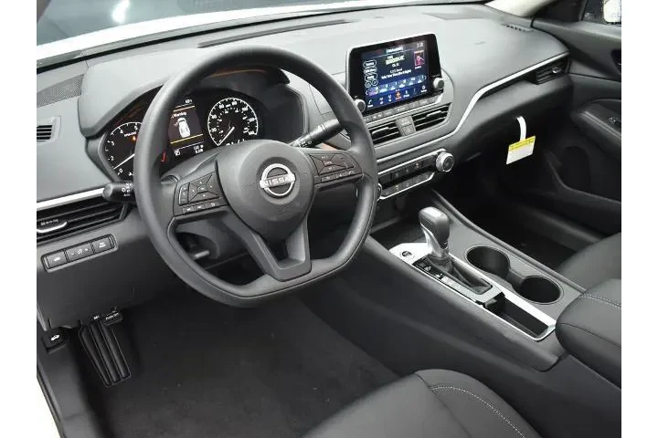 $22991 : Nissan Altima 2025 2.5 S 4dr image 7