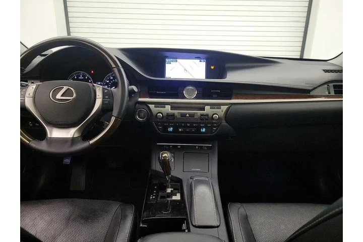 $16998 : Lexus ES 350 2015 4dr Sedan image 9