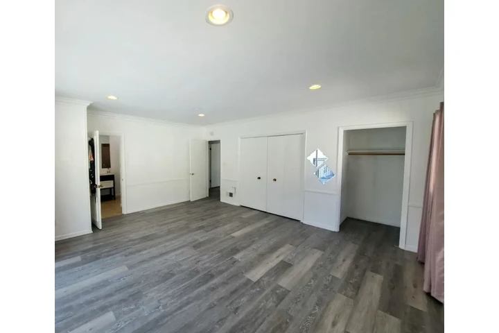 $2500 : 3 bedroom house in South LA image 8
