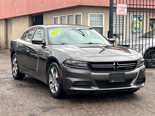 $15695 : 2017 Charger image 4