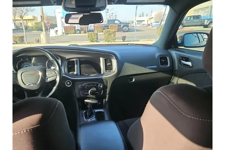 $23500 : Dodge Charger 2022 AWD SXT 4 image 10