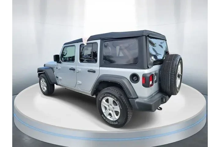 $24459 : Jeep Wrangler Unlimited 2022 image 3