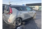 $21446 : Kia Soul 2023 EX 4dr Crossov thumbnail