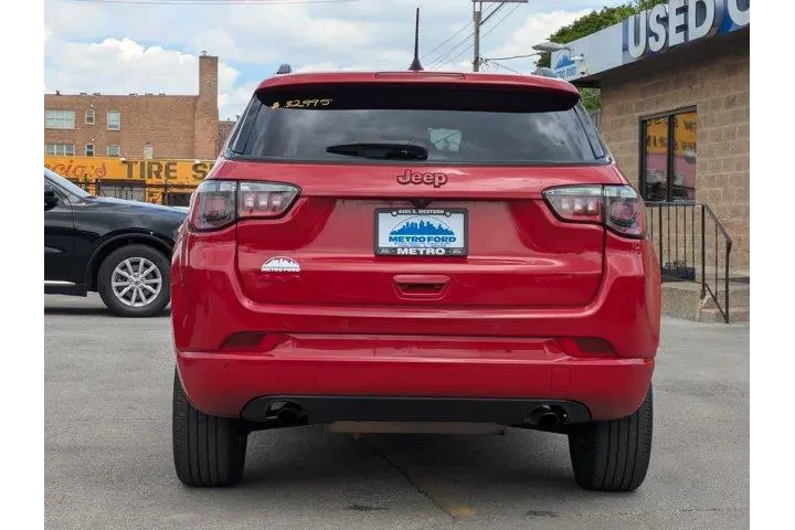 $21444 : Jeep Compass 2023 4x4 Limite image 5