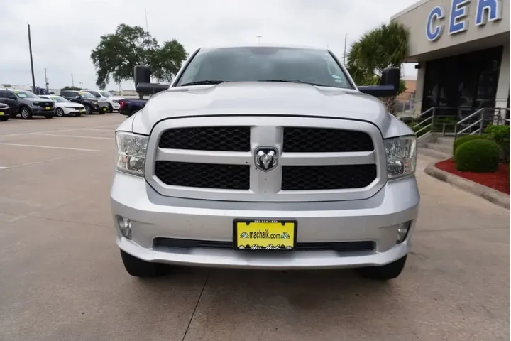 $22725 : Ram 1500 2014 4x4 Express 4d image 2