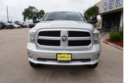 $22725 : Ram 1500 2014 4x4 Express 4d thumbnail