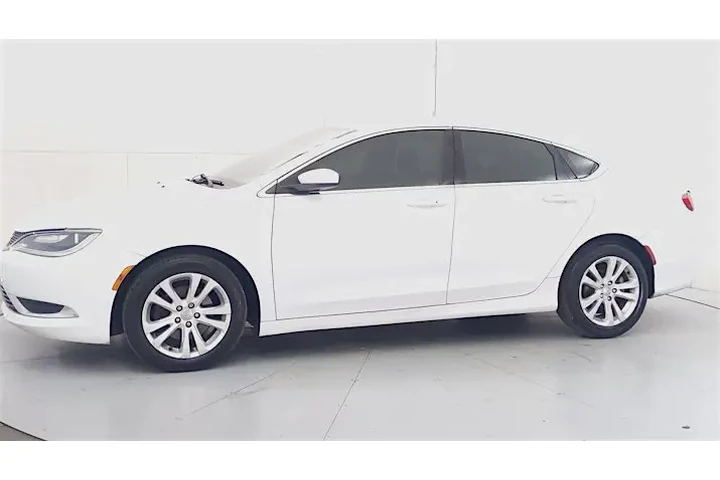 2015 Escape SE 4WD image 1