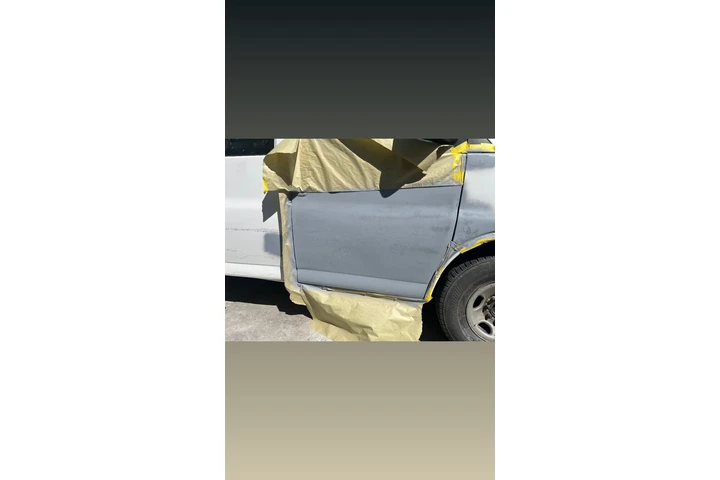 Empleo para auto body shop image 2