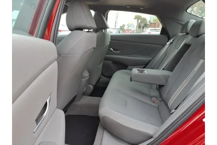 $26990 : Hyundai ELANTRA 2025 SEL Con image 8