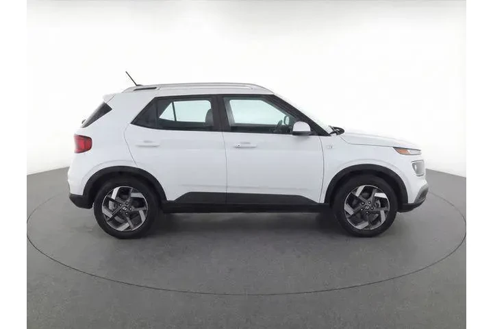 $18675 : Hyundai VENUE 2024 Limited 4 image 8