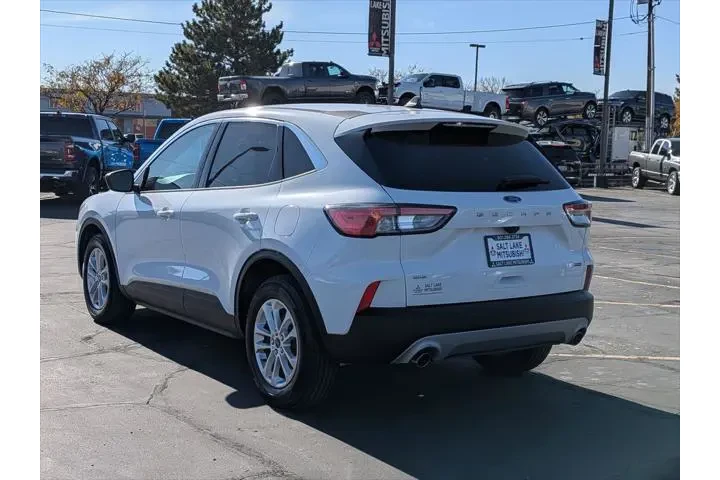 $21668 : Ford Escape Hybrid 2022 SE 4 image 5