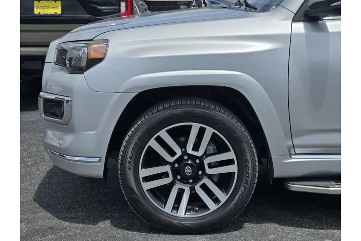 $24991 : Toyota 4Runner 2016 4x4 SR5 image 8