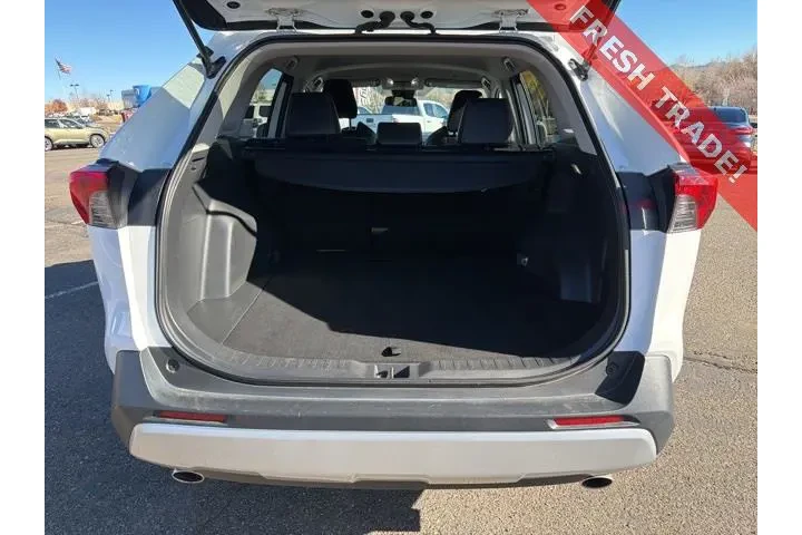 $31007 : Toyota RAV4 2023 AWD Adventu image 9