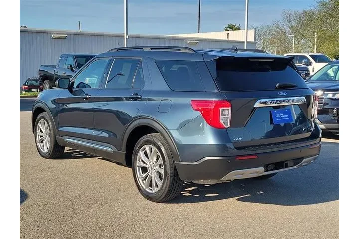 $32718 : Ford Explorer 2023 AWD XLT 4 image 3
