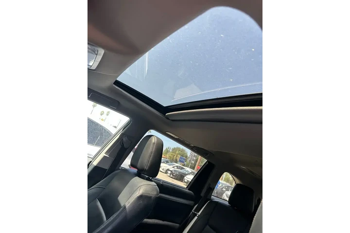 $27800 : Toyota Highlander 2019 XLE 4 image 8