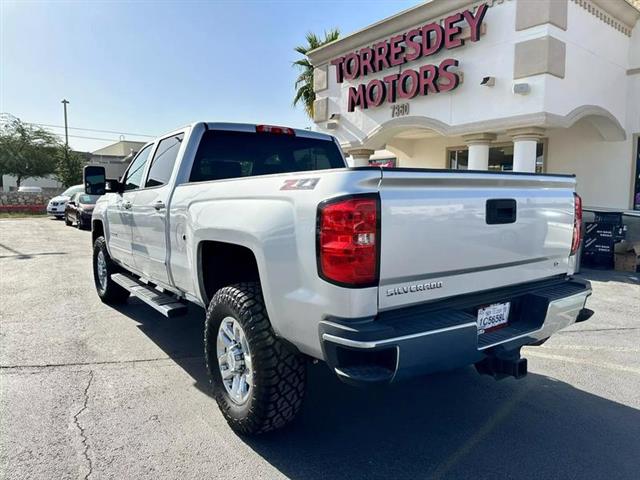 $42995 : Pre-Owned 2017 Silverado 2500 image 8