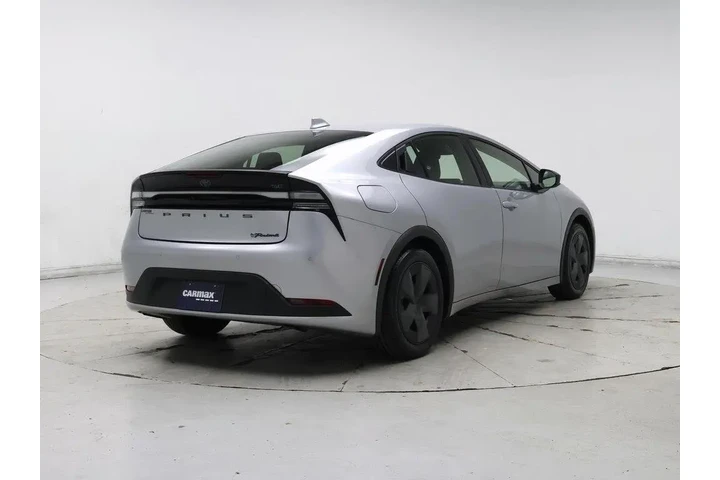 $31998 : Toyota Prius Prime 2024 SE 4 image 8