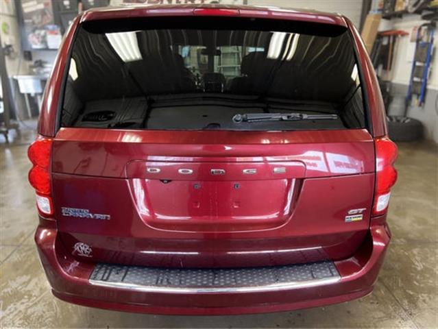 $15900 : 2018 Grand Caravan GT image 5