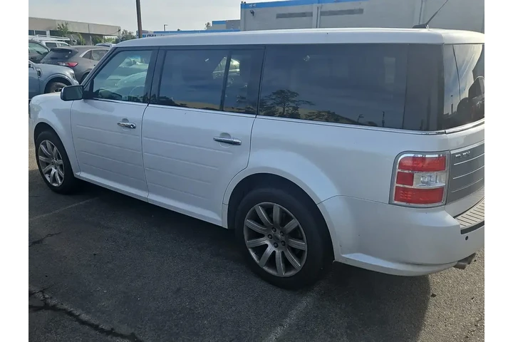 $7500 : Ford Flex 2009 Limited Cross image 5