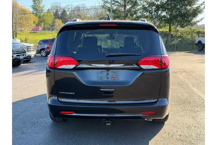 $14800 : Chrysler Voyager 2021 LXi 4d image 4