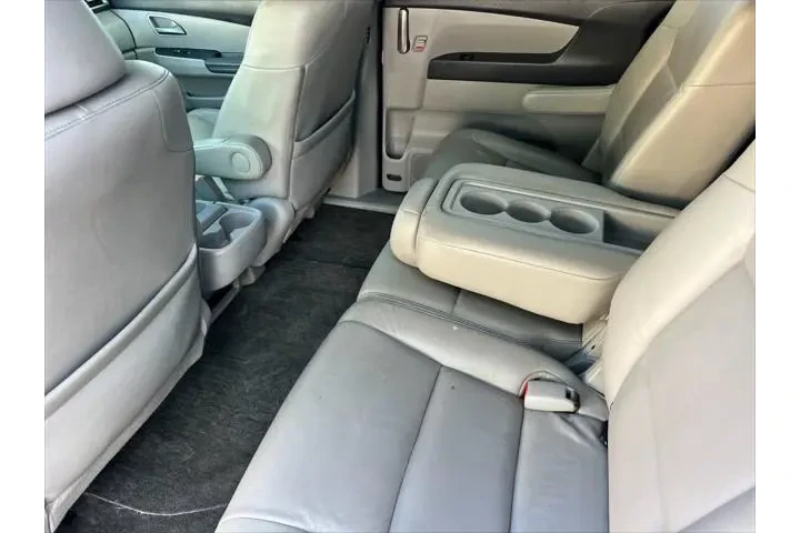 $9899 : Honda Odyssey 2012 Touring 4 image 5
