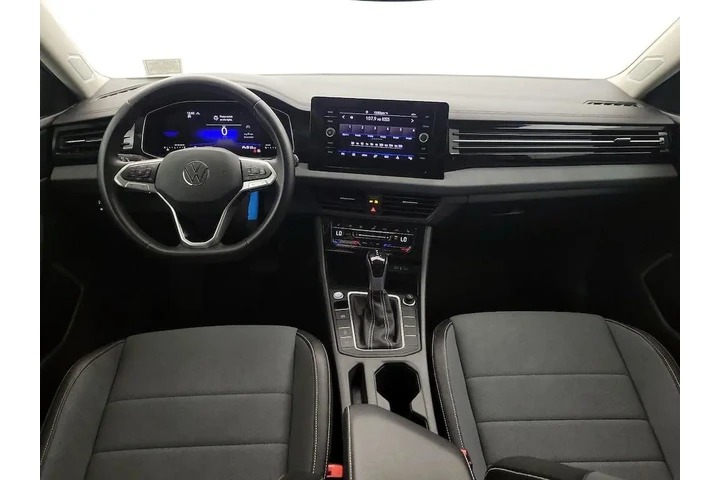 $21998 : Volkswagen Jetta 2025 SE 4dr image 9