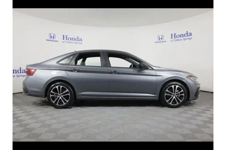 $21875 : Volkswagen Jetta 2025 Sport image 8