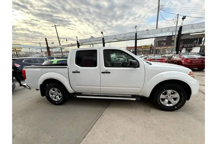 $6703 : 2012 Frontier SL Crew Cab 4WD image 8