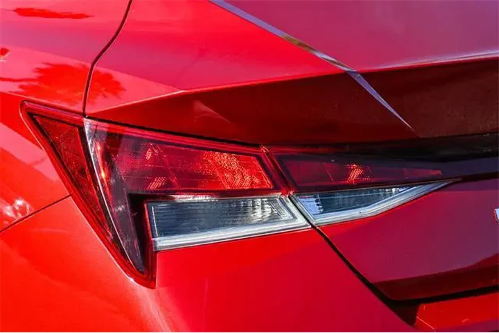 $18000 : Hyundai ELANTRA 2023 SEL 4dr image 8