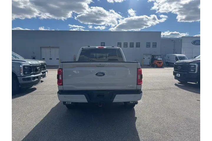 $39976 : Ford F-150 2023 4x4 XL 4dr S image 5