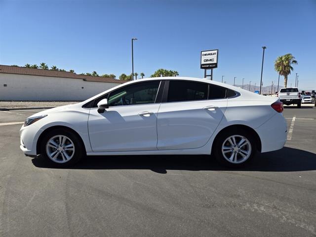 $13901 : Pre-Owned 2017 CRUZE LT image 9