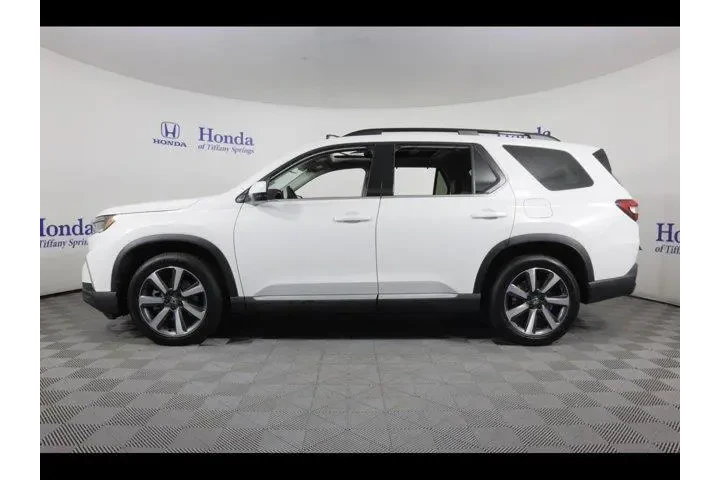 $39775 : Honda Pilot 2023 AWD Touring image 4