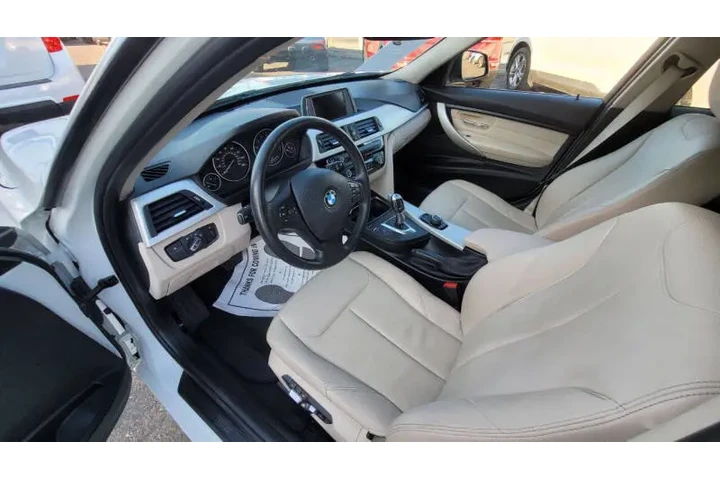 $13995 : 2017 BMW 3 Series 320i image 6