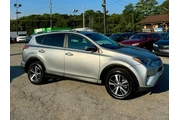 $8900 : 2017 RAV4 XLE thumbnail