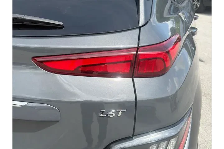 $21388 : Hyundai KONA 2023 Limited 4d image 10