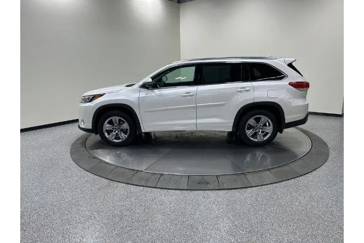 $29174 : Toyota Highlander 2019 AWD L image 9