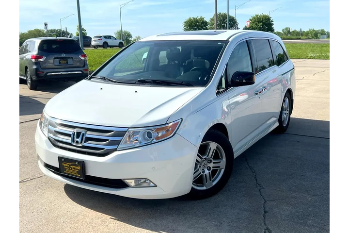$7999 : 2013 Odyssey Touring image 4