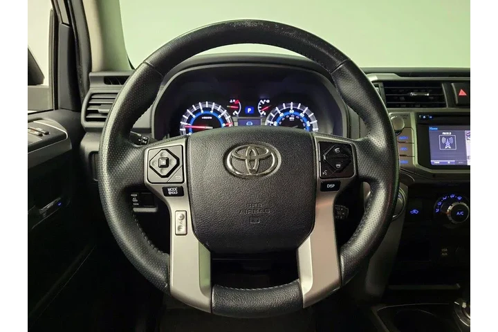 $30998 : Toyota 4Runner 2016 4x4 SR5 image 10