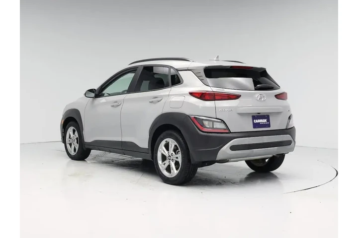 $19998 : Hyundai KONA 2022 AWD SEL 4d image 2