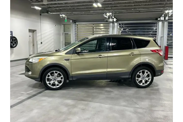 $4982 : Ford Escape 2013 AWD SEL 4dr image 2