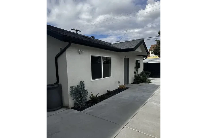 $1800 : Available Family Home image 3