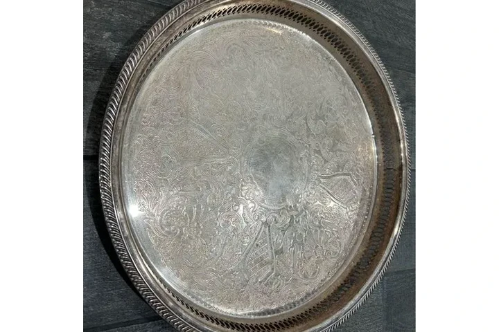 $1 : Huge Garage Sale /Estate Sale image 3