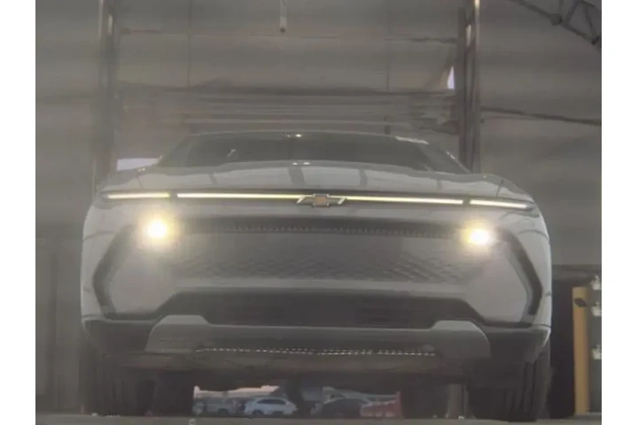 $23990 : Chevrolet Equinox EV 2024 LT image 3