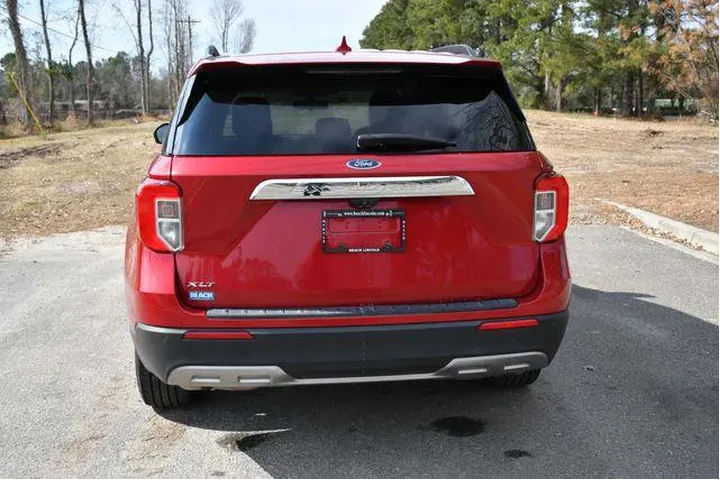 $17999 : Ford Explorer 2020 XLT 4dr S image 4