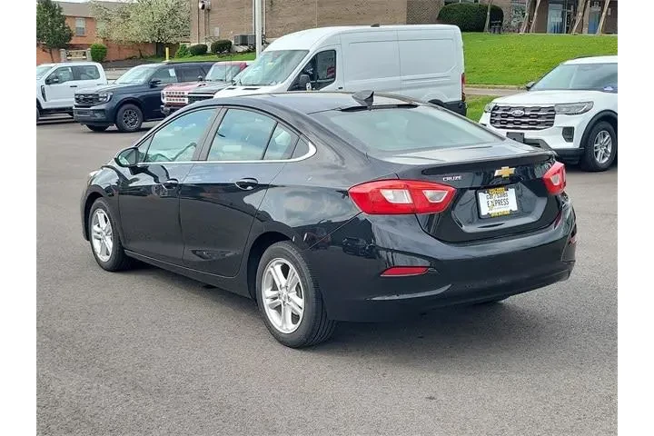$9934 : Chevrolet Cruze 2017 LT Auto image 3