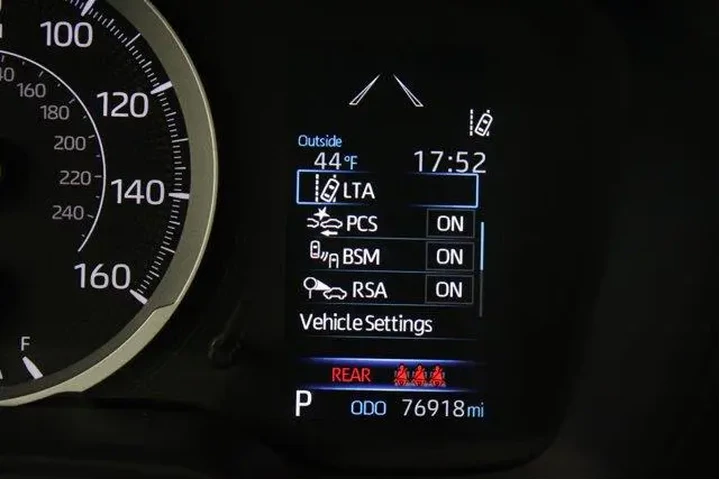 $17989 : Toyota Corolla 2020 LE 4dr S image 10