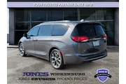$13995 : Chrysler Pacifica 2017 Limit thumbnail