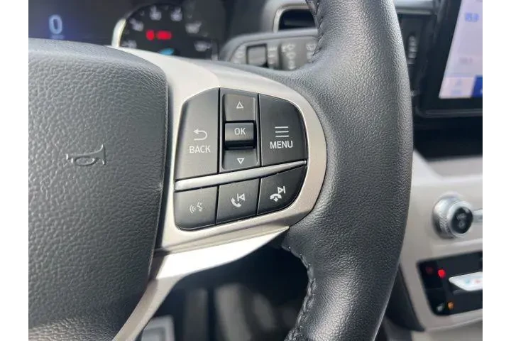 $34954 : Ford Explorer 2023 AWD XLT 4 image 10