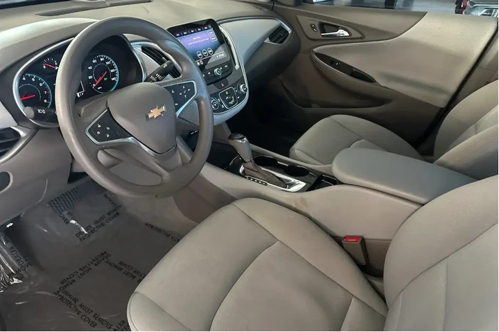 $15900 : Chevrolet Malibu 2019 LS 4dr image 10